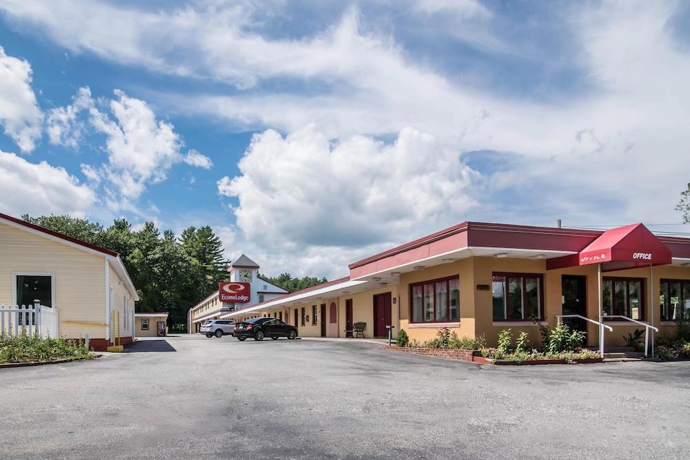 Econo Lodge Brattleboro South photo 6