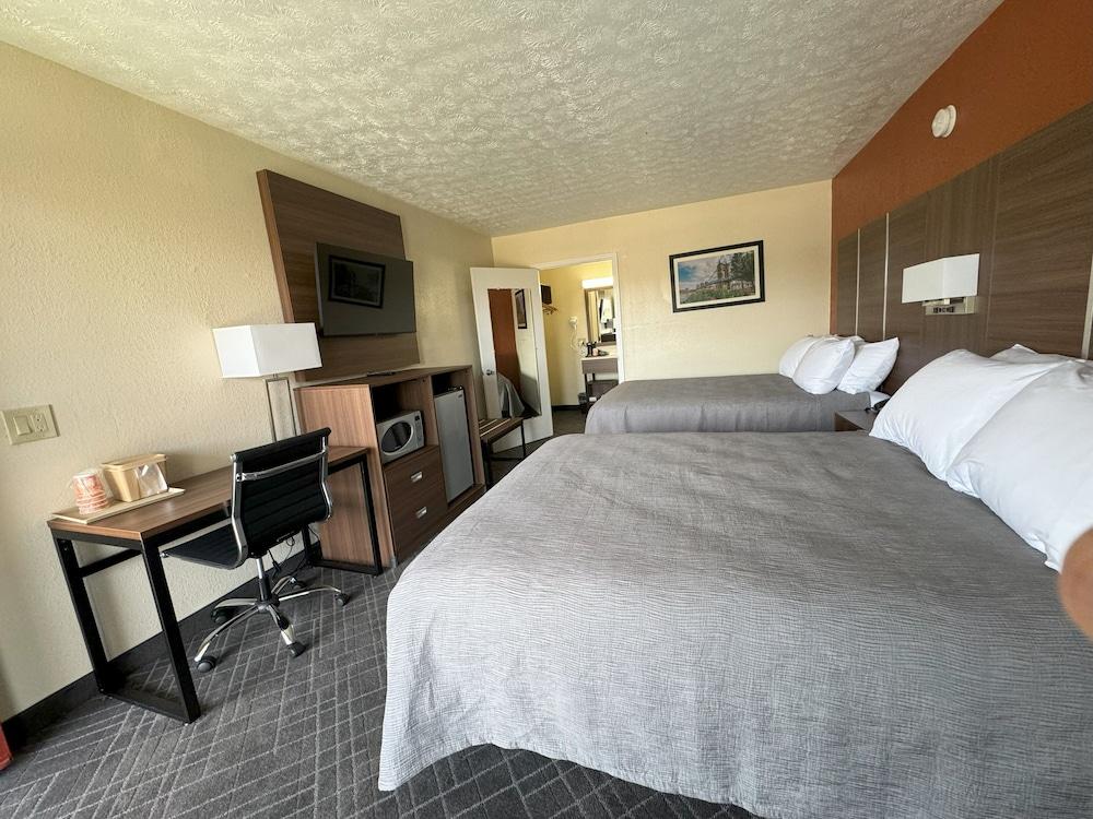 Quality Inn Mason Near Kings Island photo 12