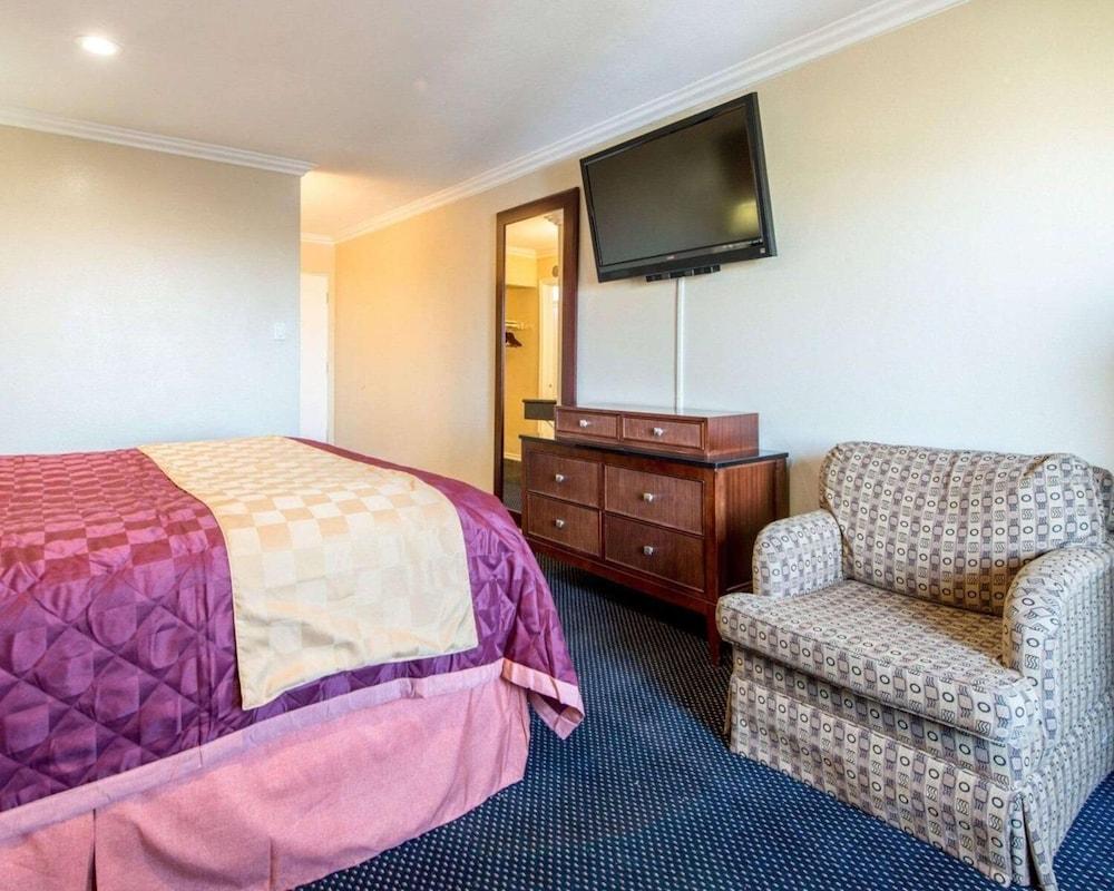 Queencity Inn photo 3