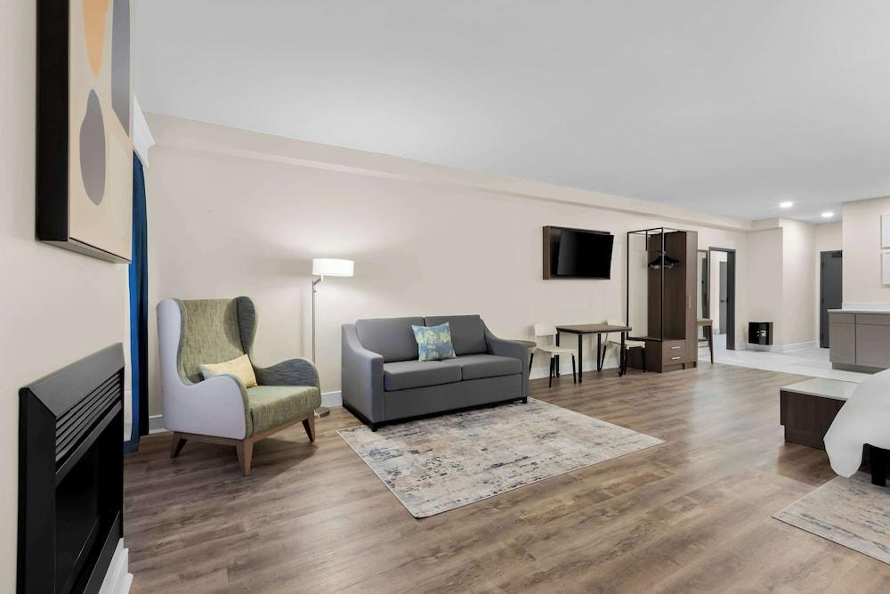 Latitude Suites Tinton Falls, part of Unscripted by Hyatt photo 41