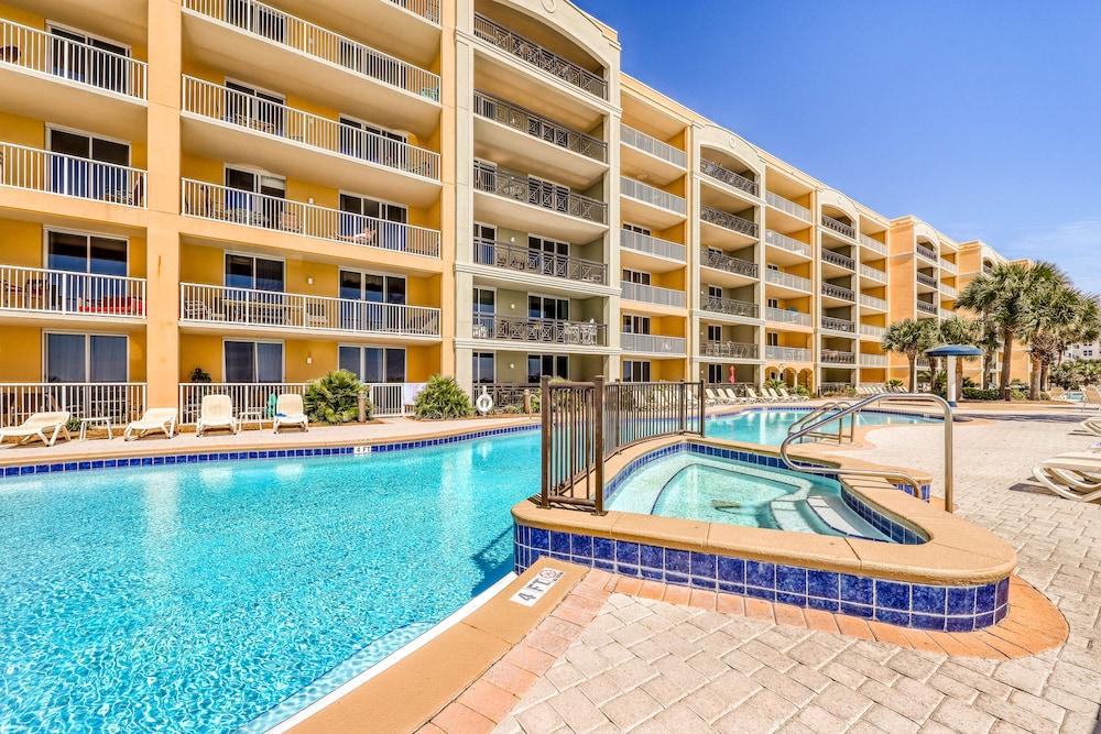 Azure Condominiums photo 44