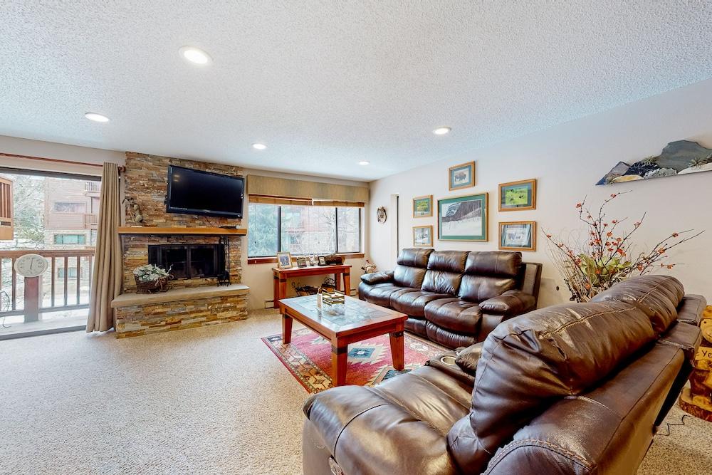 Pine Ridge Condominiums photo 29