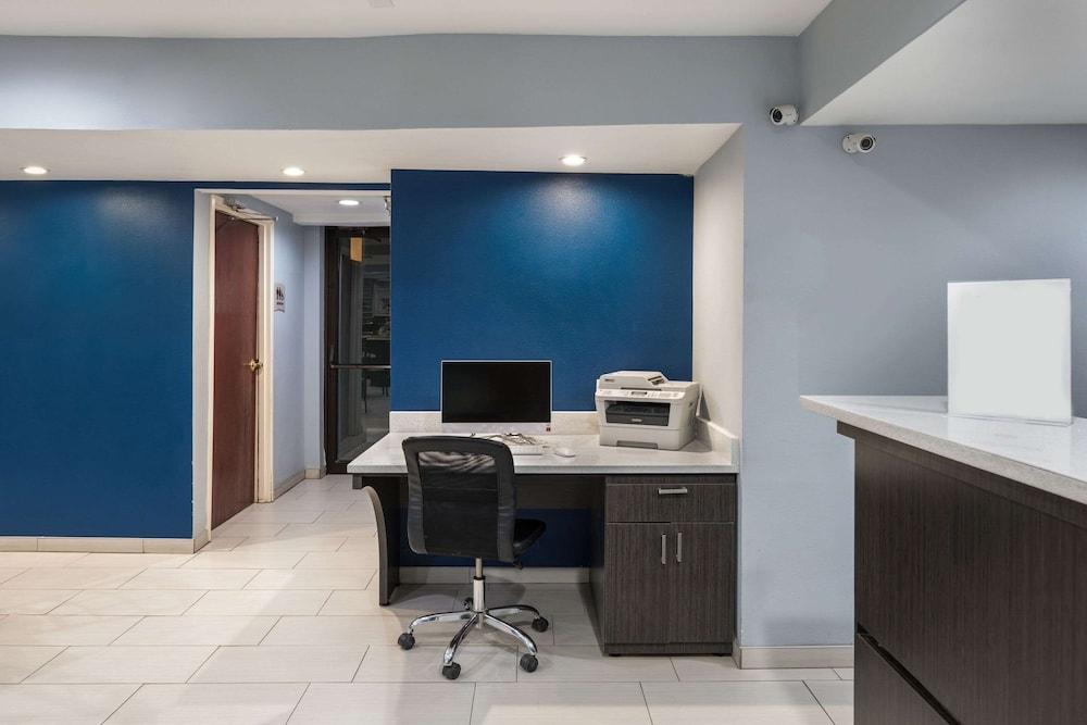 Quality Inn Fort Stockton photo 14