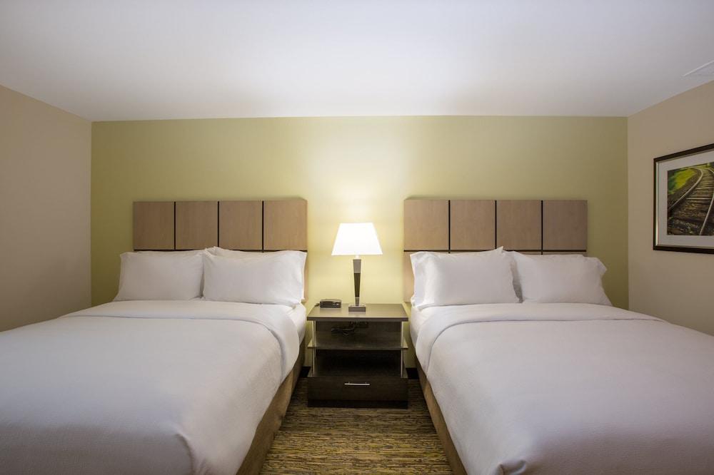 Candlewood Suites Bellevue by IHG photo 9