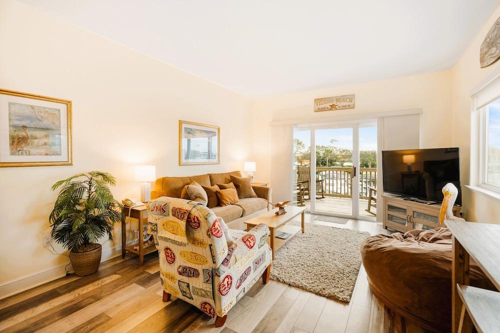 Inn at Camachee Harbor by Coolvacay photo 84