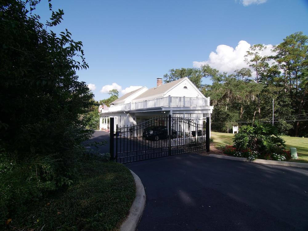 The Capitol Inn Tallahassee photo 8