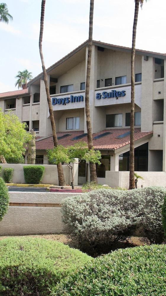 Motel 6 Tempe, AZ – Elliot Road photo 28