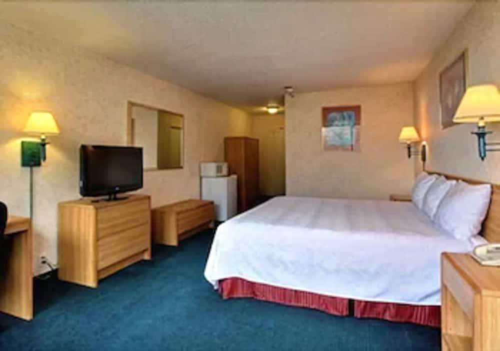 Airport Inn Flint photo 12