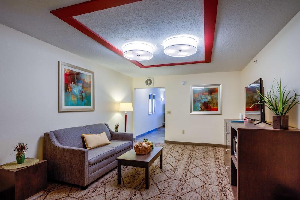 Best Western Nittany Inn Milroy photo 11