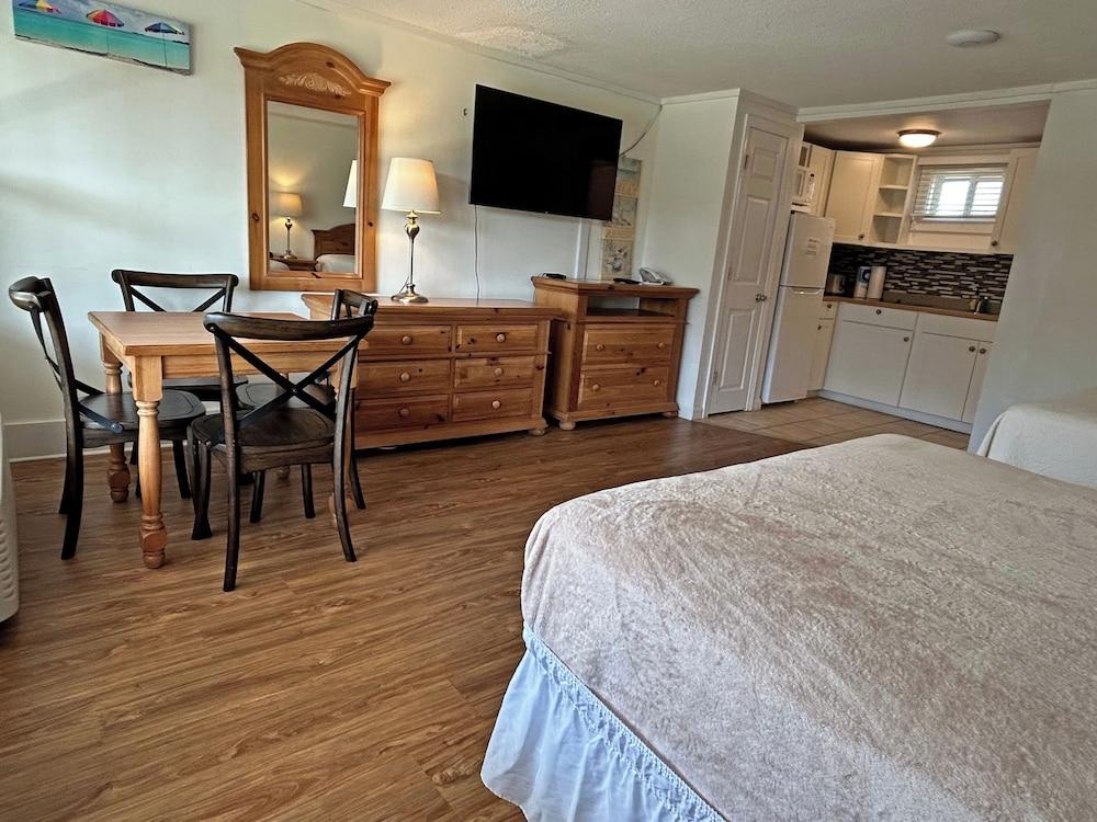 The Island Inn on Martha's Vineyard photo 26