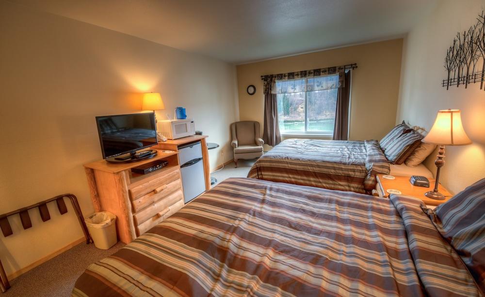 Kenai River Lodge photo 13