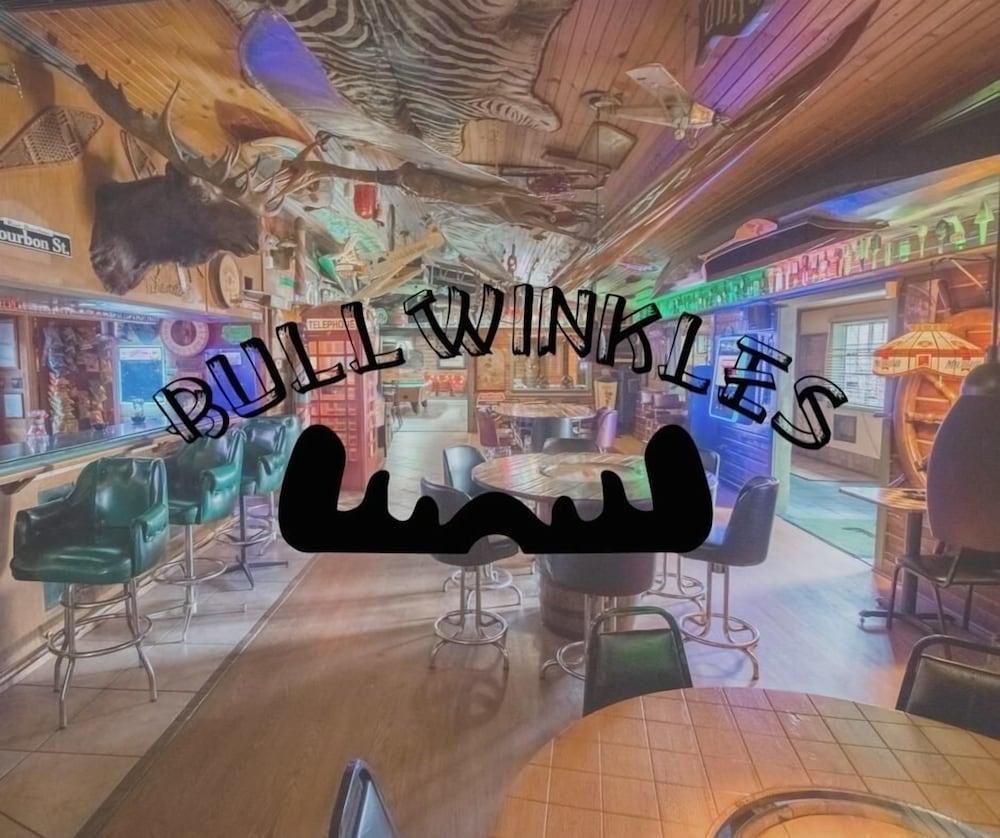 Bullwinkles Rustic Lodge photo 17