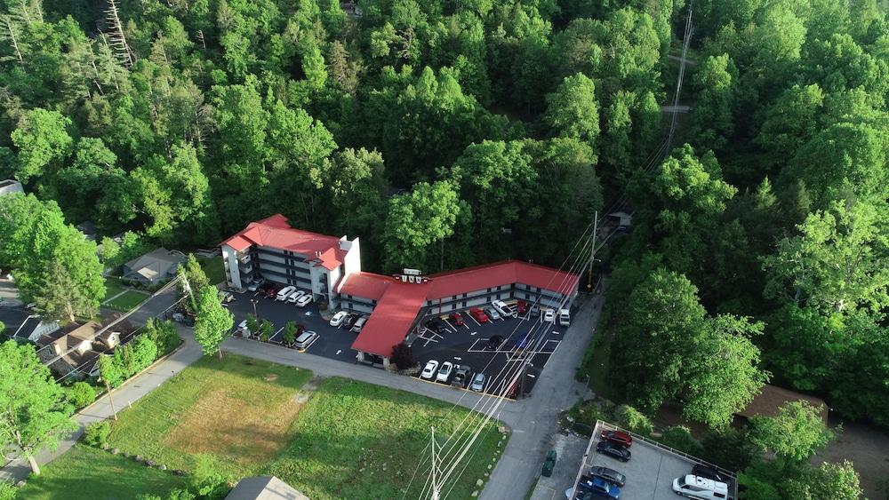 Bear Creek Inn photo 27