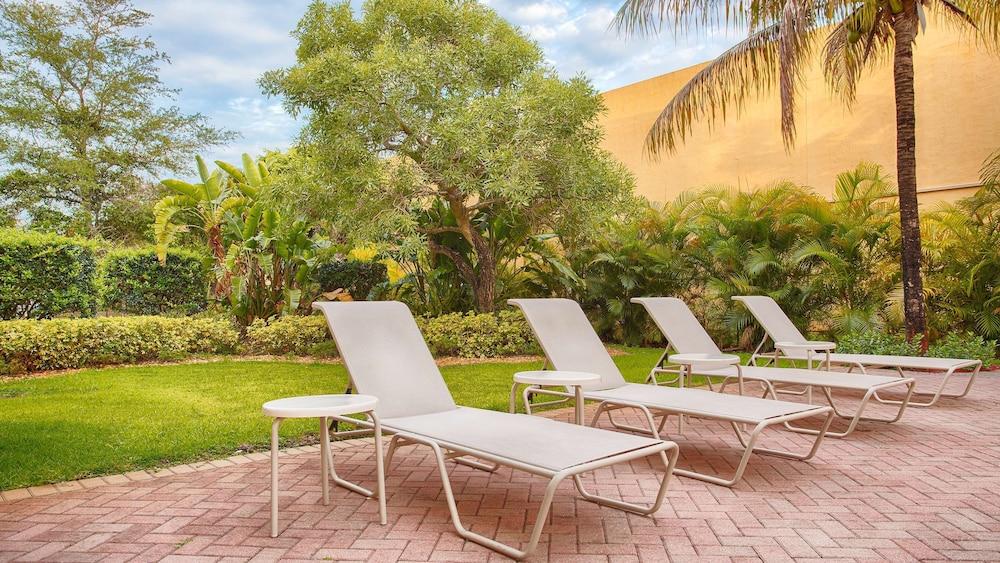 Best Western Plus Miami-Doral/Dolphin Mall photo 9