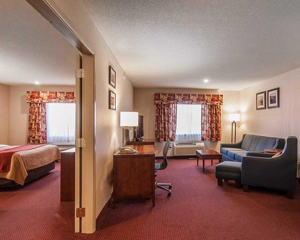 Comfort Inn & Suites Klamath Falls photo 60