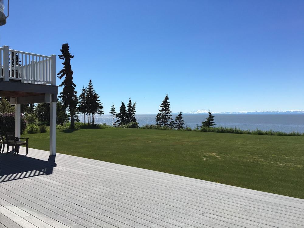 Alaska SeaScape Lodge photo 2
