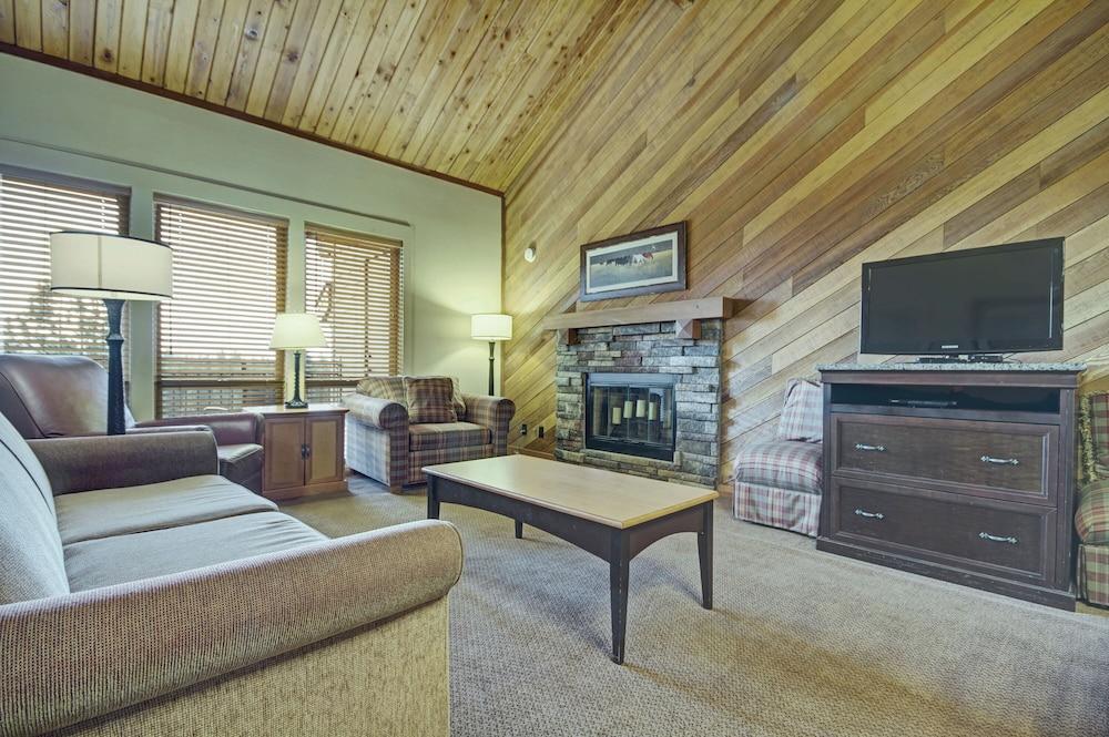 Seventh Mountain Resort photo 36
