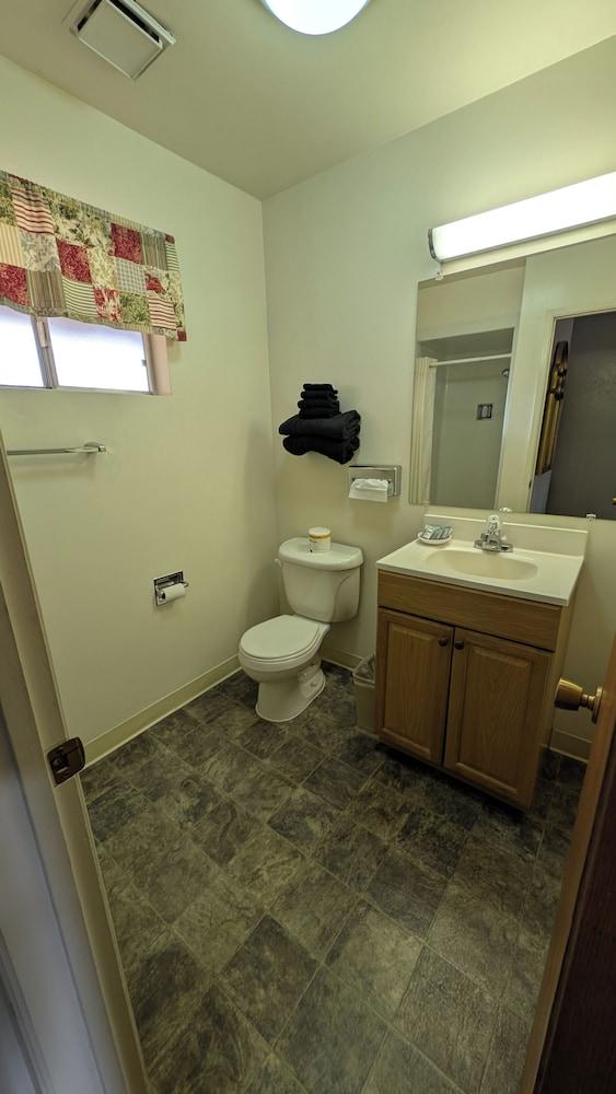 Himont Motel photo 19