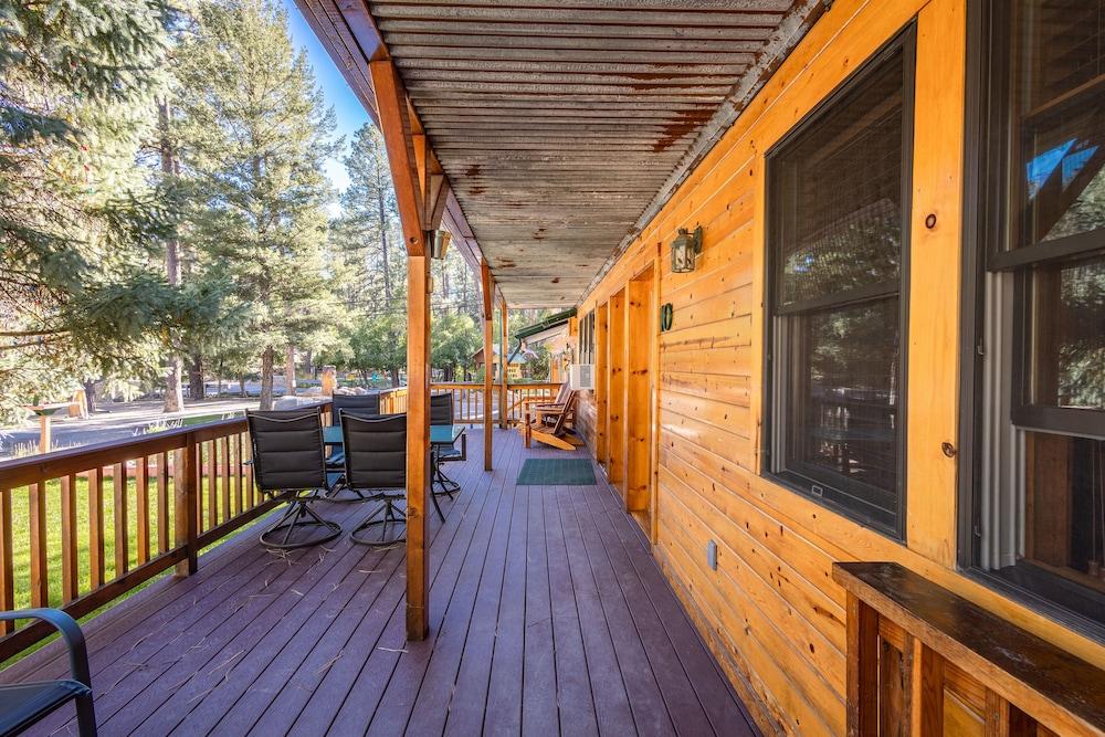 Ruidoso Lodge Cabins photo 53