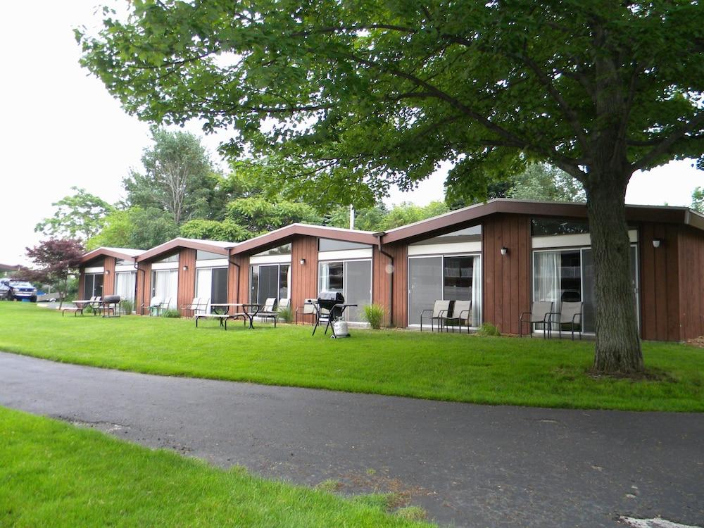 Nader's Motel & Suites photo 12