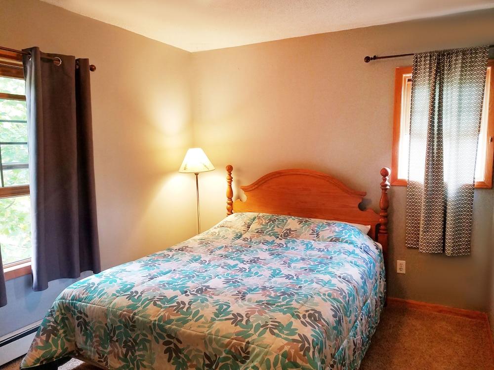 Skyport Lodge photo 35