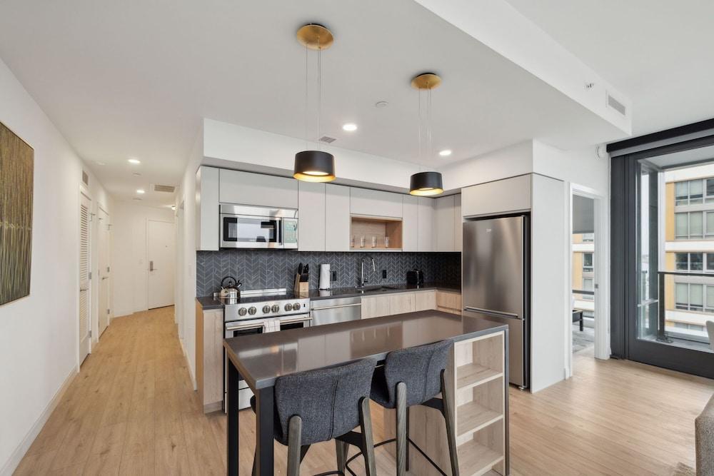 Placemakr Buzzard Point photo 42