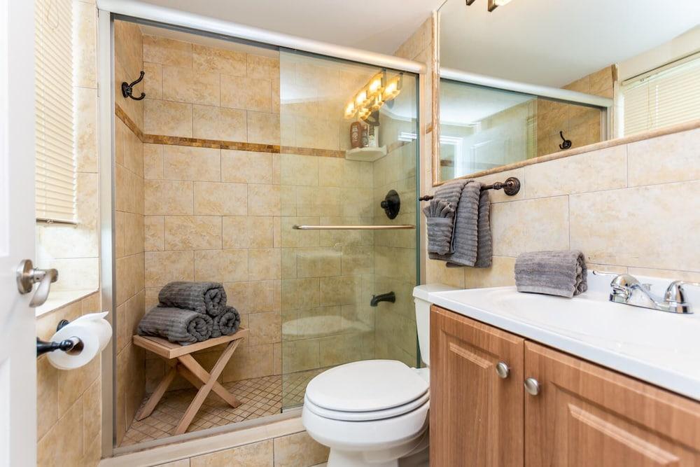 Ocean Manor Rentals photo 93