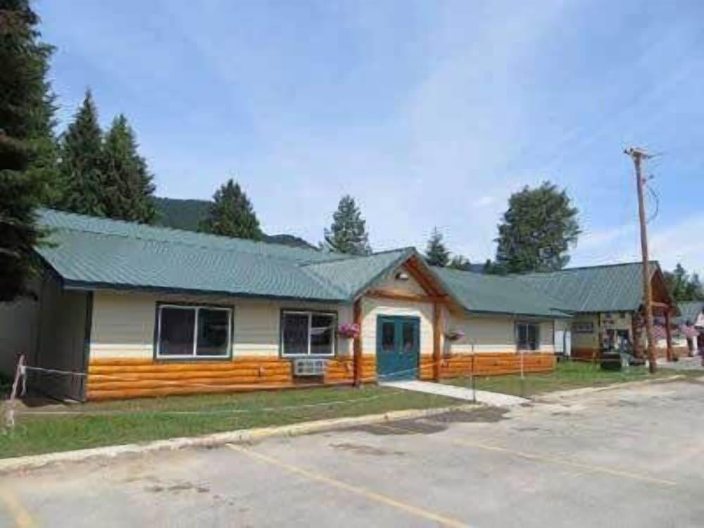 Lakeside Resort and Motel photo 48
