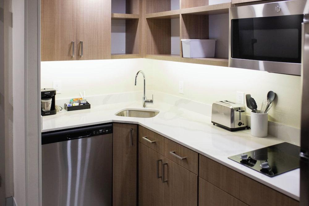 Homewood Suites by Hilton Tulsa South Medical District photo 12