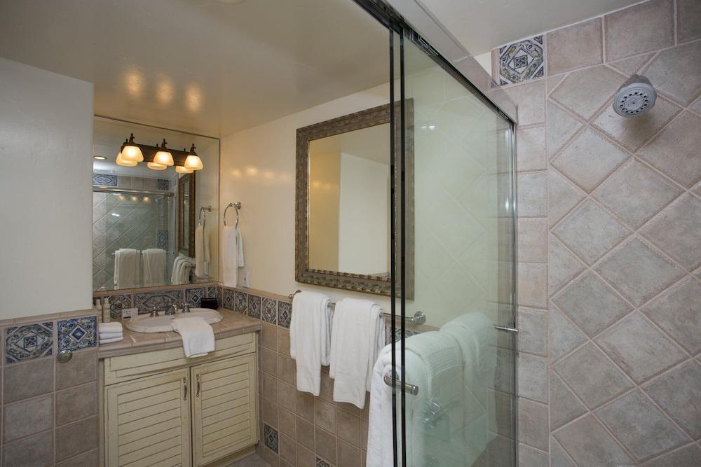 Sunset Cove Villas in Laguna Beach photo 60