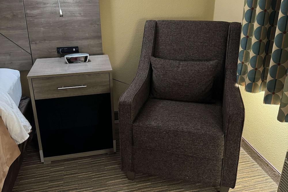 Quality Inn Forsyth - Decatur photo 25
