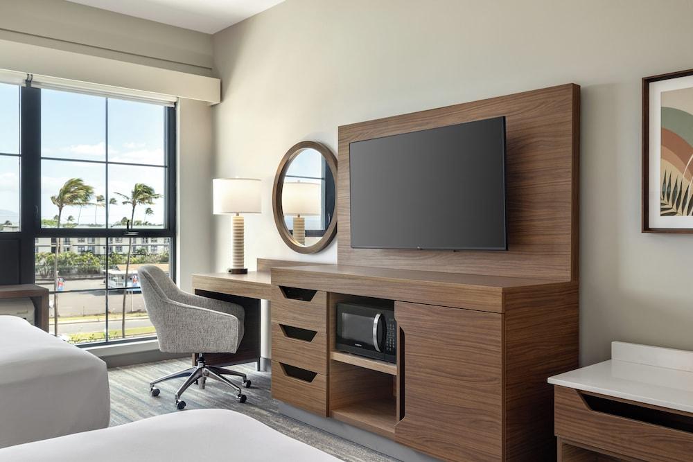 Hampton Inn & Suites Maui North Shore photo 8
