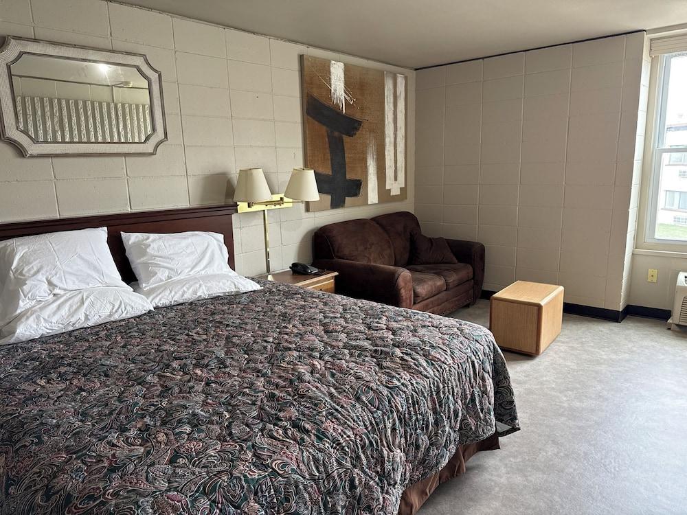 Smartwood Inn photo 8