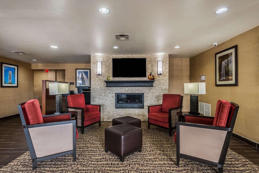 Comfort Inn & Suites Dayton North photo 4