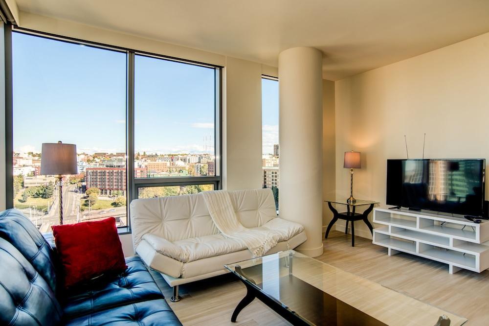 Furnished Apartments on Pine Street photo 6