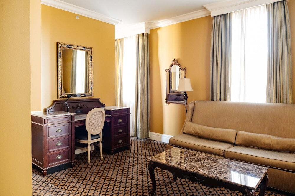 The Lafayette New Orleans By Kasa Living photo 84