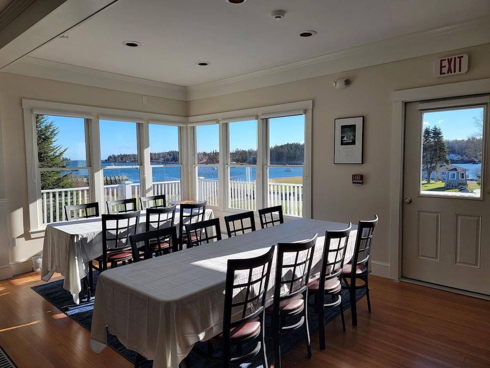 East Wind Inn on the Water photo 28