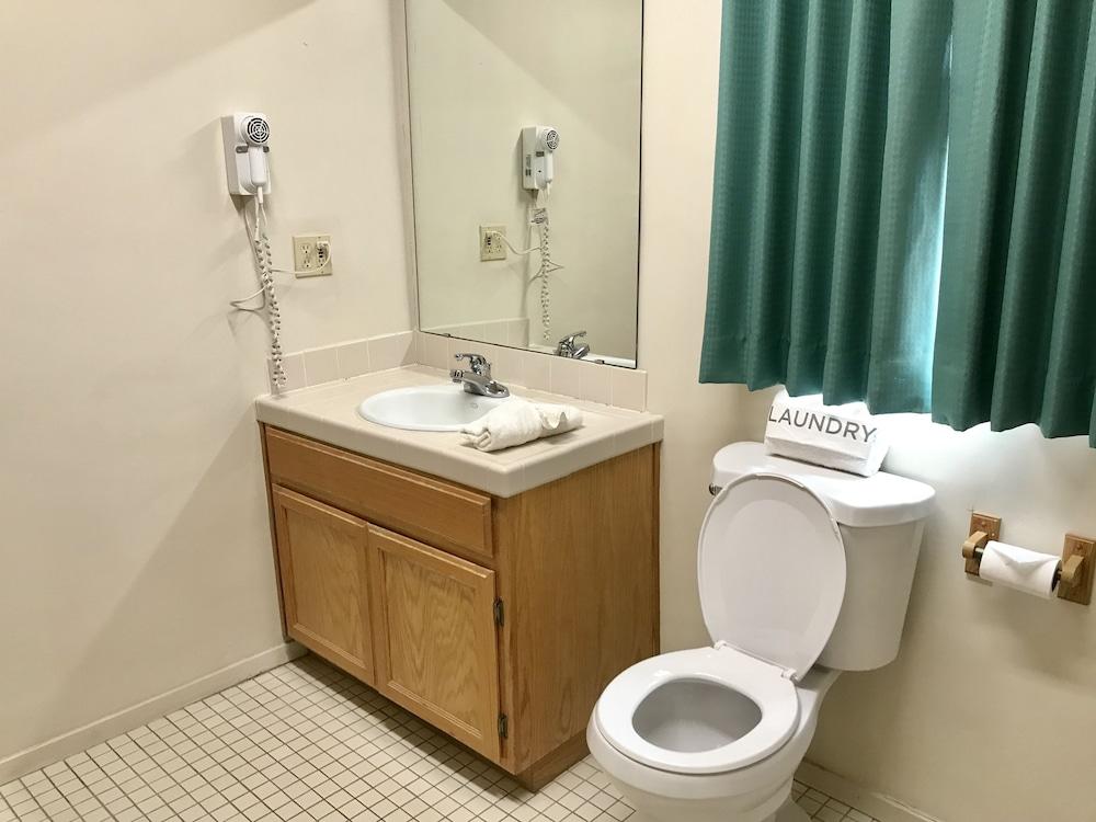 Sunrise Inn Turlock photo 15