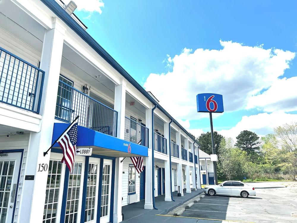 Motel 6  Macon, GA – I-475 photo 1