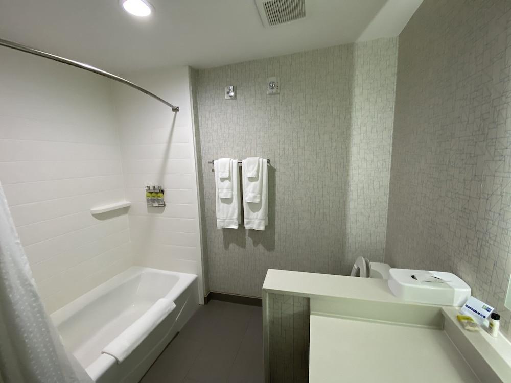 Holiday Inn Express Pineville-Alexandria Area by IHG photo 38