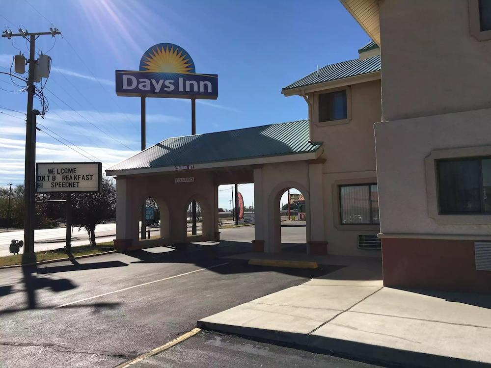 Americas Best Value Inn Hobbs photo 29