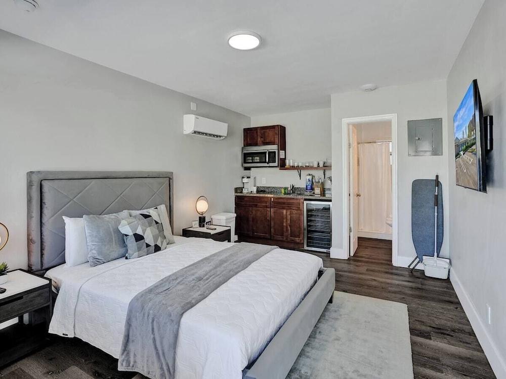 Pelican by Stay Hospitality photo 87