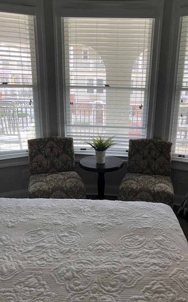 Ocean Manor Inn photo 33