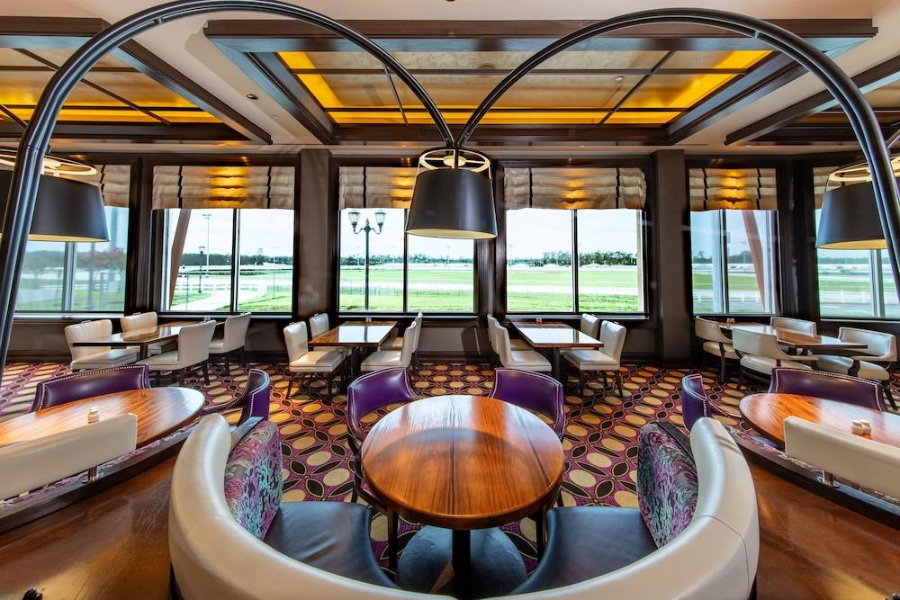 Delta Downs Racetrack Casino Hotel photo 30