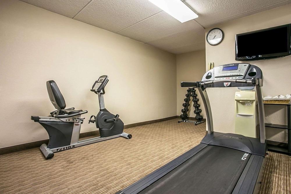 Quality Inn Hartsville photo 25