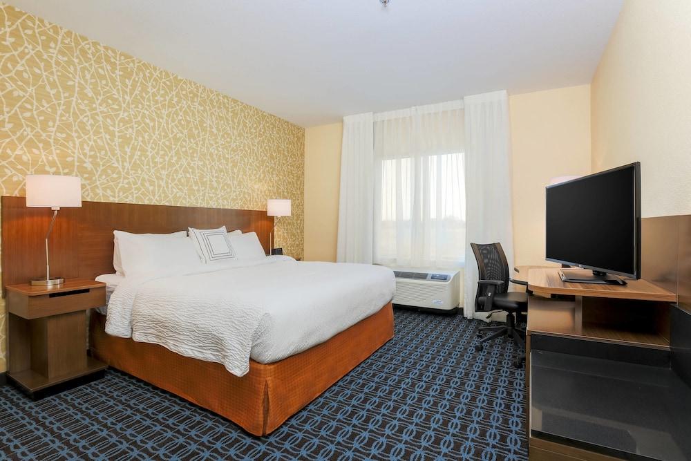 Fairfield Inn & Suites Pleasanton photo 6