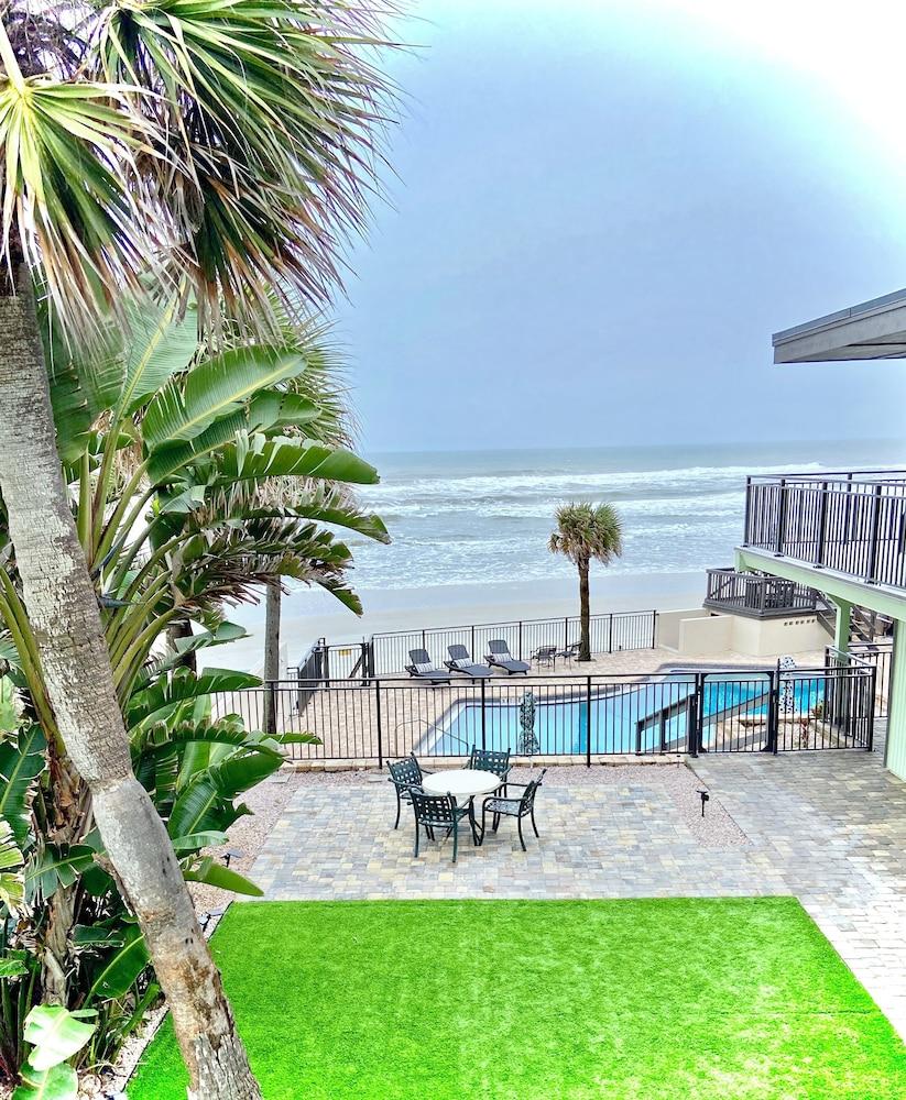 Organic Beach Retreat photo 67