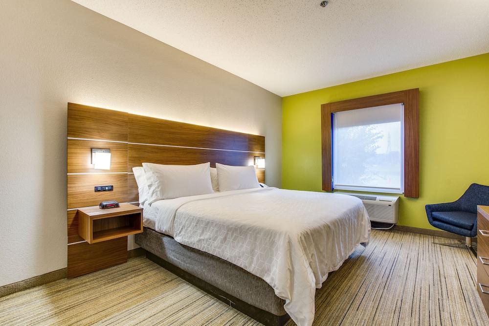 Holiday Inn Express Vincennes by IHG photo 15