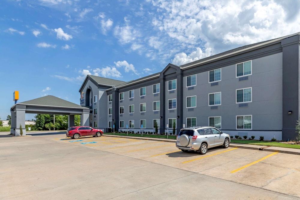 Comfort Inn & Suites Muskogee photo 45