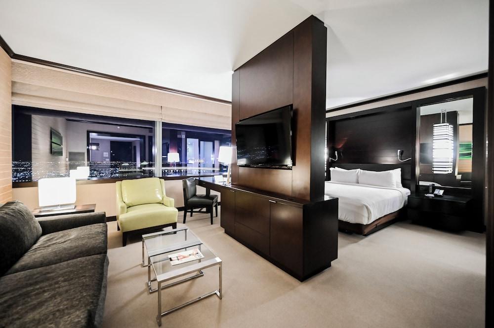 StripViewSuites at Vdara photo 20
